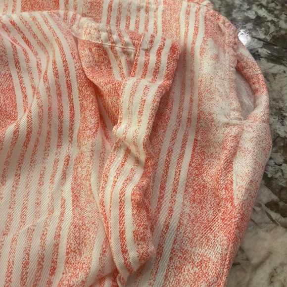 Rock & Republic Peach/Red/White🧡❤️ Stripe Like New Button Up Pocket top szS❤️🧡 - Picture 4 of 12